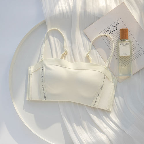 小胸聚拢显大无钢圈防下垂文胸