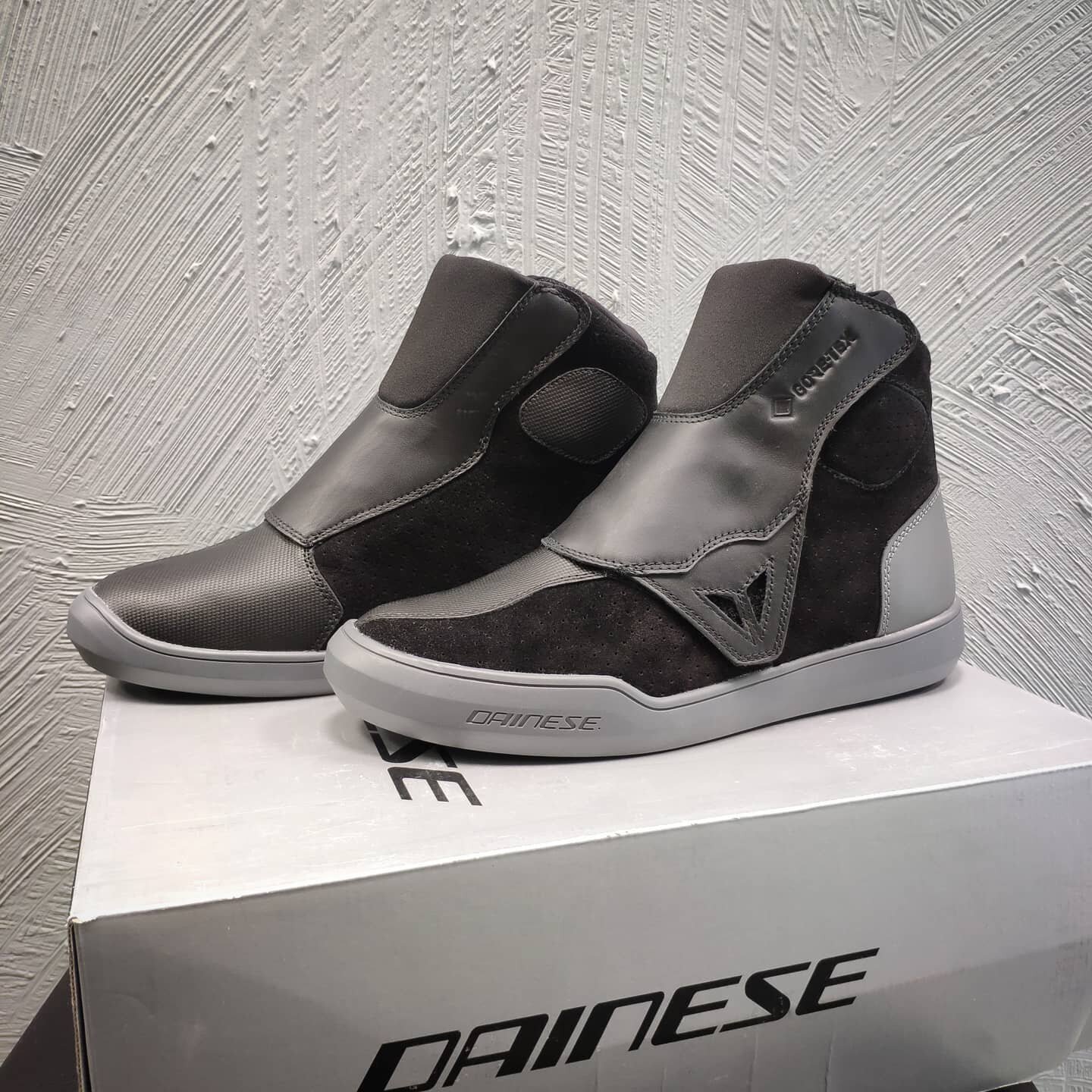 丹尼斯Dainese多佛DOVER GTX防水摩托车机车四季板鞋骑行短靴休闲