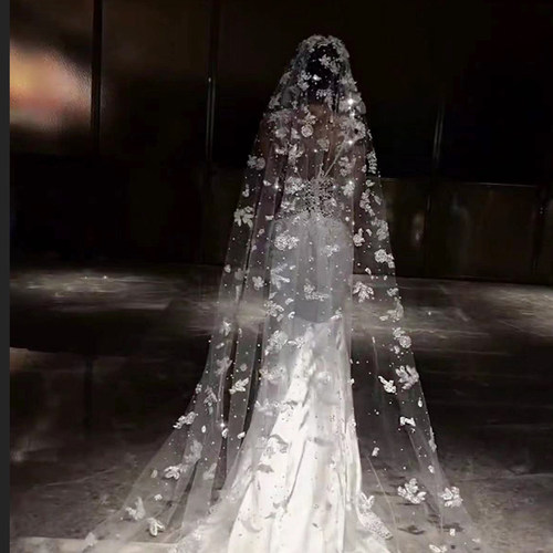 韩式重工珍珠蕾丝头纱豪华拖尾