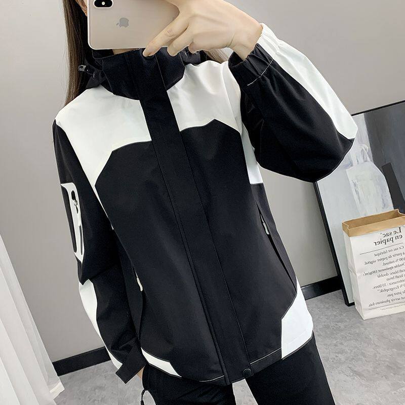 冲锋衣女春秋季新款百搭洋气韩版防风防水登山服运动户外风衣外套
