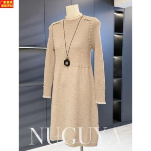 优雅气质妈妈装针织连衣裙女中长款冬装新款时髦百搭中老年毛衣裙