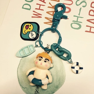蜡笔小新汽车钥匙扣可爱卡通钥匙链男女包包挂件韩国创意生日礼物