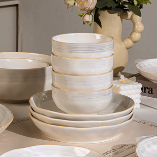 碗家用2025新款高颜值釉下彩陶瓷餐具组合碗碟漂亮的碗个人专用