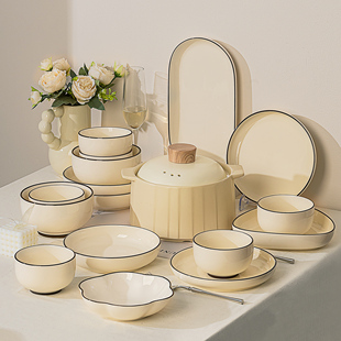碗家用2025新款高颜值碗盘套装家用奶油风餐具碗碟乔迁新婚礼物