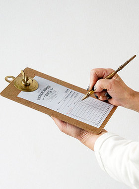 日本进口PUEBCO文件板夹写字板签字办公写字板夹垫硬板A4黄铜板夹