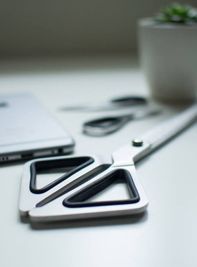 进口FUMEI设计尖头剪刀日本不锈钢家用剪纸刀办公文具实用好用