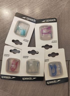 speedo/速比涛硅胶鼻夹专业柔软不花样游泳练习闭气装备用具均码