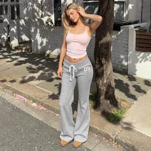 Drawstring Knitted Pants运动字母印花喇叭裤低腰抽绳针织长裤女