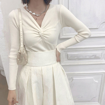 混纺包芯纱立体扭转紧身打底毛衣