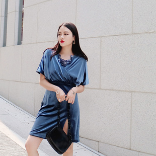 【LAMBO独家】复古 折皱 V领露肩 进口防静电丝绒 连衣裙