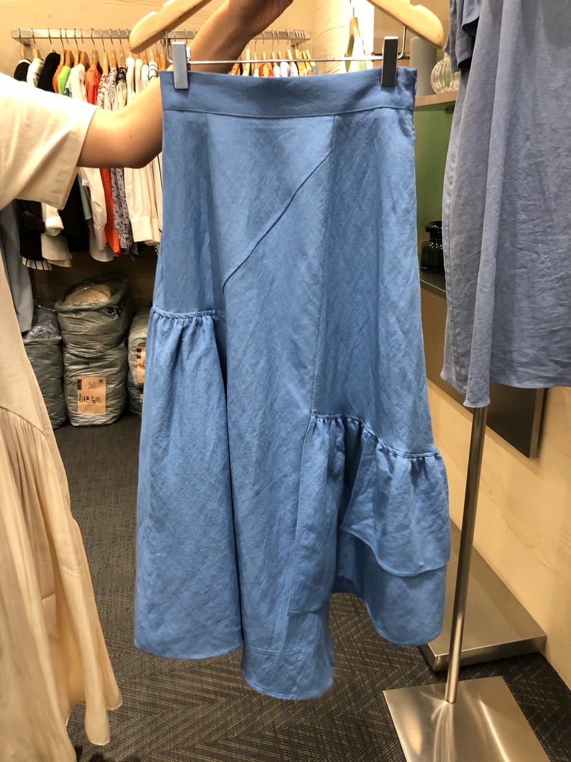 韩国东大门2019夏季新款女装纯色不规则下摆半身裙高腰褶皱裙子潮|msdalam kategori Butik wanita / wanita, skirt - dari Buy2taobao.com untuk memberikan perkhidmatan ejen Taobao profesional membeli