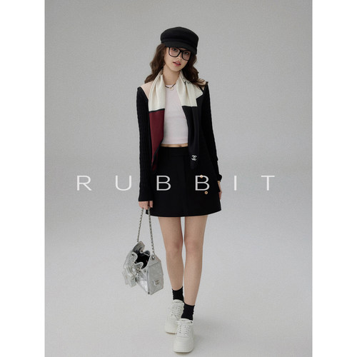 RUBBIT CHIC松弛有风格绞花中长款开衫 修身显瘦AB扣针织外套