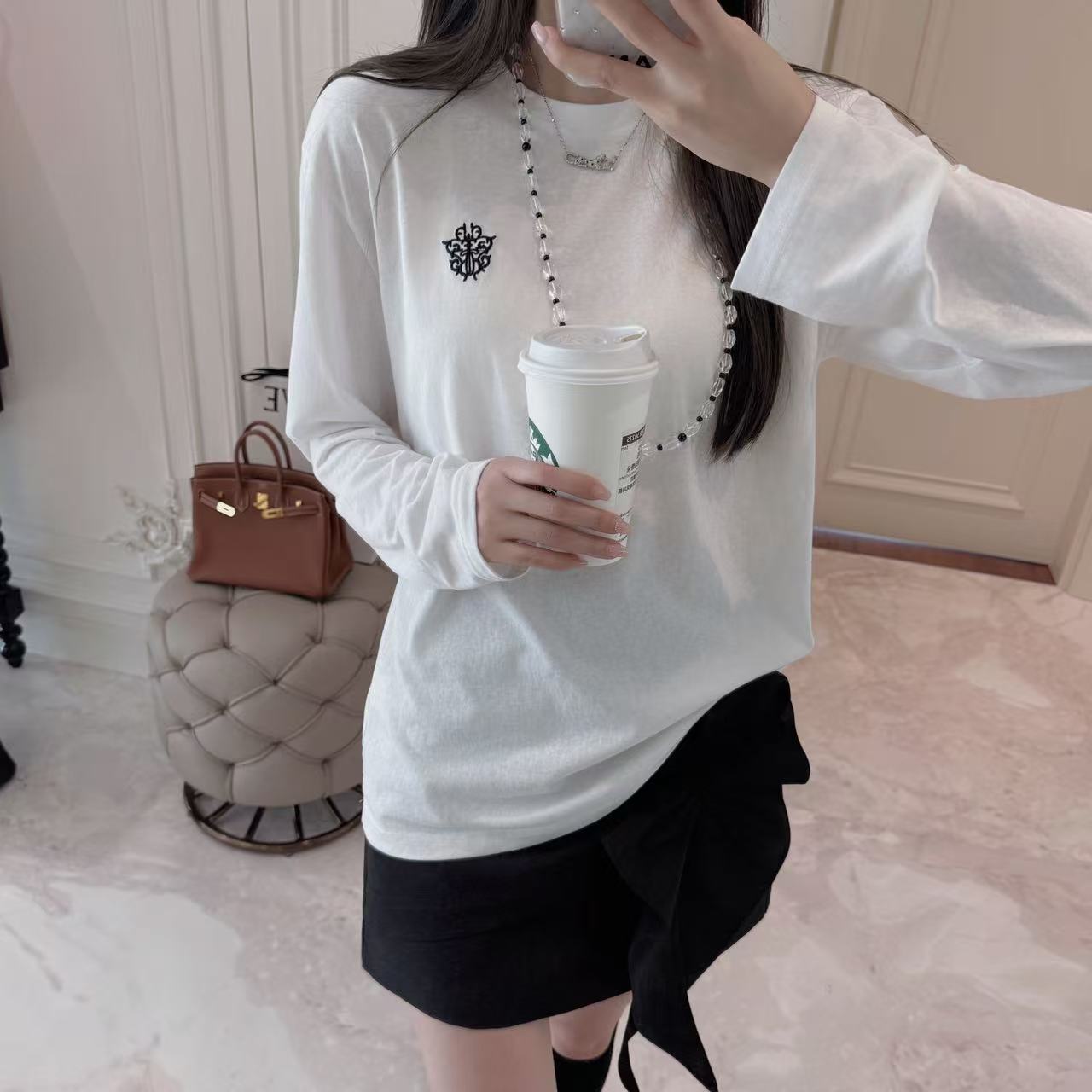 常规棉料女百搭长袖刺绣