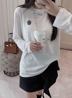 RUBBIT新品四季款 实穿简约精致刺绣 柔软雪花棉圆领宽松T恤女