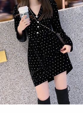 RUBBIT早春新品 重工系列 气质显瘦V领精致烫钻收腰高腰连衣裙