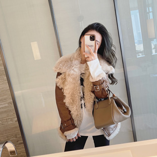 兔兔vip店 焦糖色显瘦大翻领皮毛一体外套女 冬季 高端线皮草
