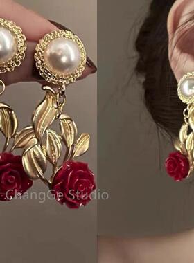 ChangGe Studio 法式复古度假风金属红色玫瑰花朵耳环夸张高级感