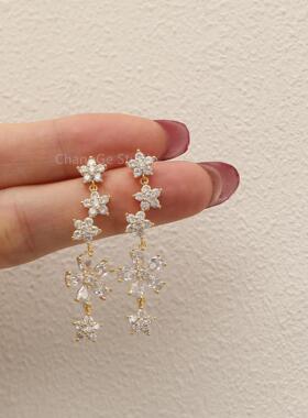 ChangGe Studio 轻奢高级闪钻锆石花朵耳钉女ins潮精致时尚百搭气