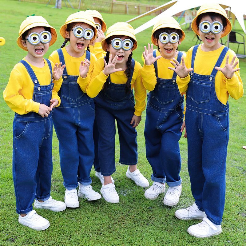 儿童啦啦队演出服小黄人COS男女童牛仔背带裤六一舞蹈表演服套装