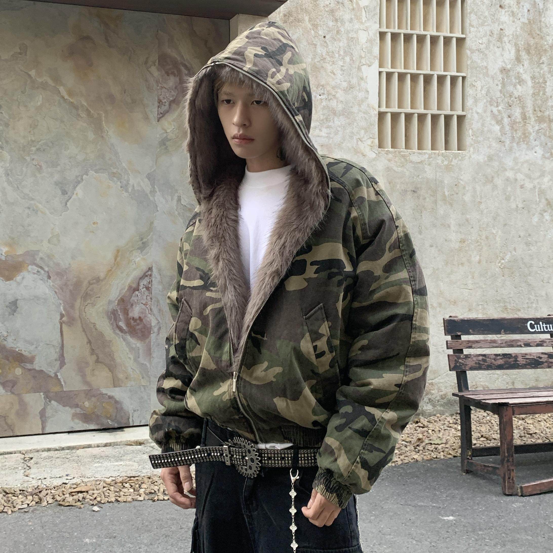 Uekk冬季加厚毛绒座山雕帆布棉服