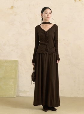 云知秋冬新款咖色针织长袖上衣两件套时尚女装韩系显瘦v领针织衫