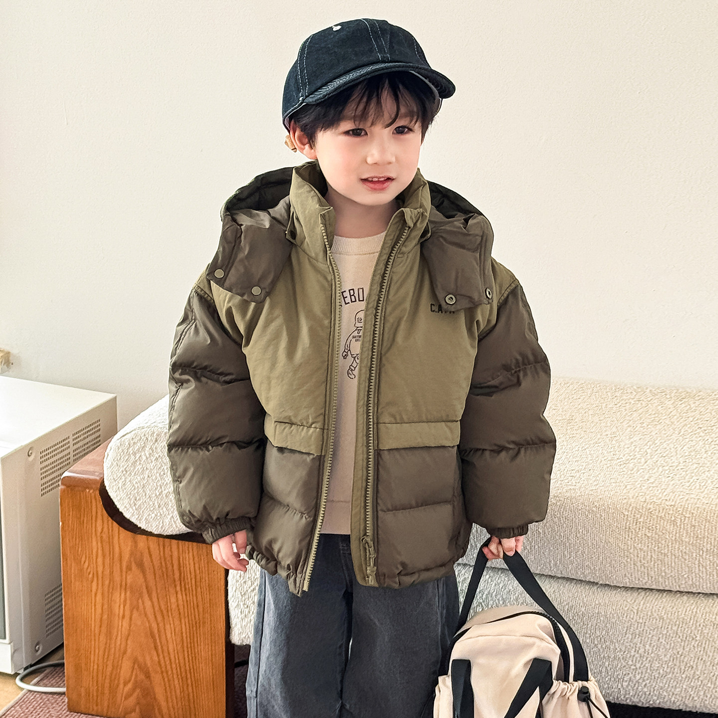 男童羽绒服中小童装2026冬季新款厚宝宝羽绒服外套1-3-6-8岁5805