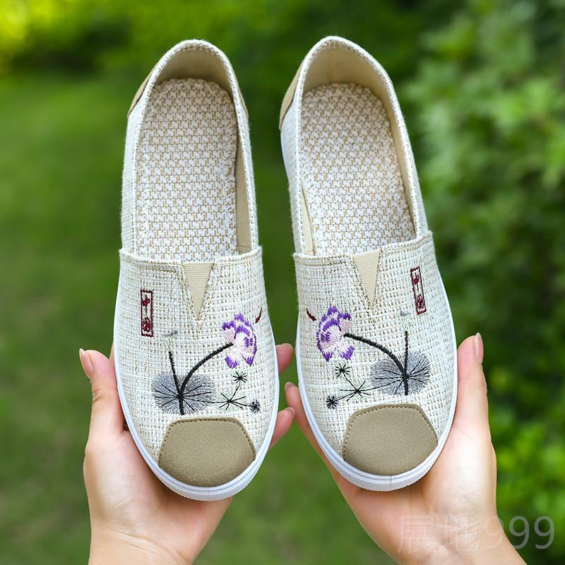 高档牛筋春底秋滑绣花鞋老北京鞋女鞋防软底布轻便舒适休闲妈妈鞋