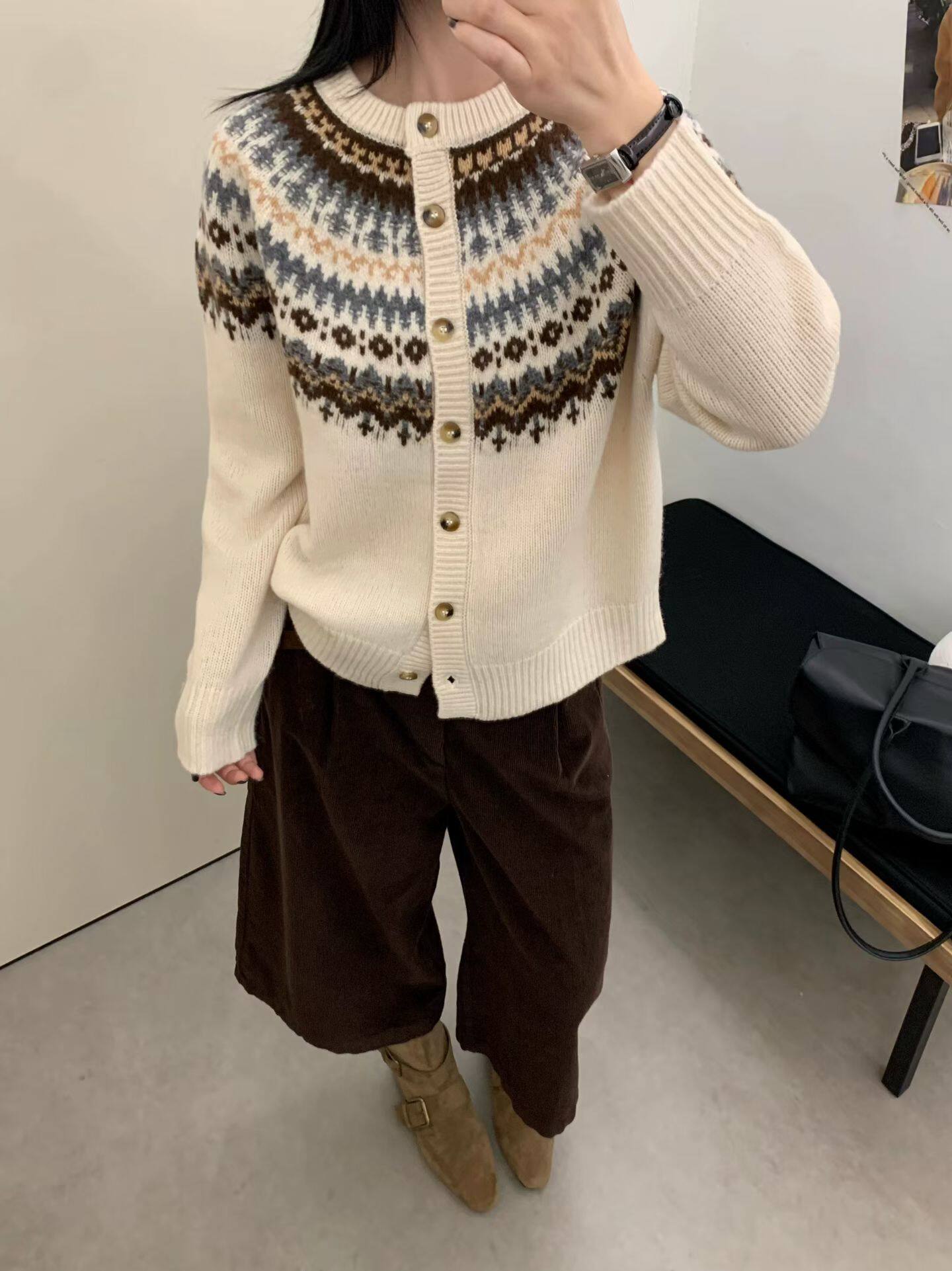 纯羊毛加厚费尔岛2025新款秋冬圆领针织衫毛衣女款长袖欧美范开衫