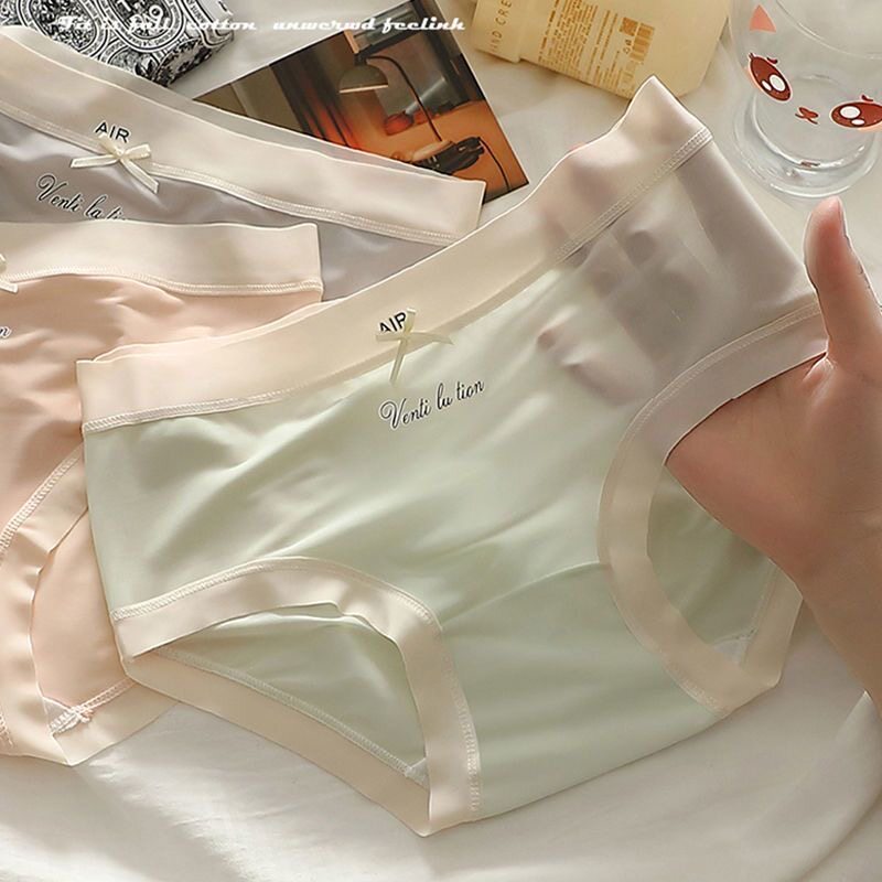 女士内裤冰丝中腰无痕学生少女无痕运动透气夏季薄款透气三角裤