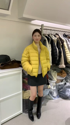 轻薄羽绒服女2025秋冬新款韩版宽松显瘦百搭纯色无帽立领排骨外套