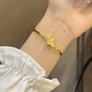 钛钢不掉色蝴蝶手链女复古设计高级感手镯2024新款小众新中式手饰