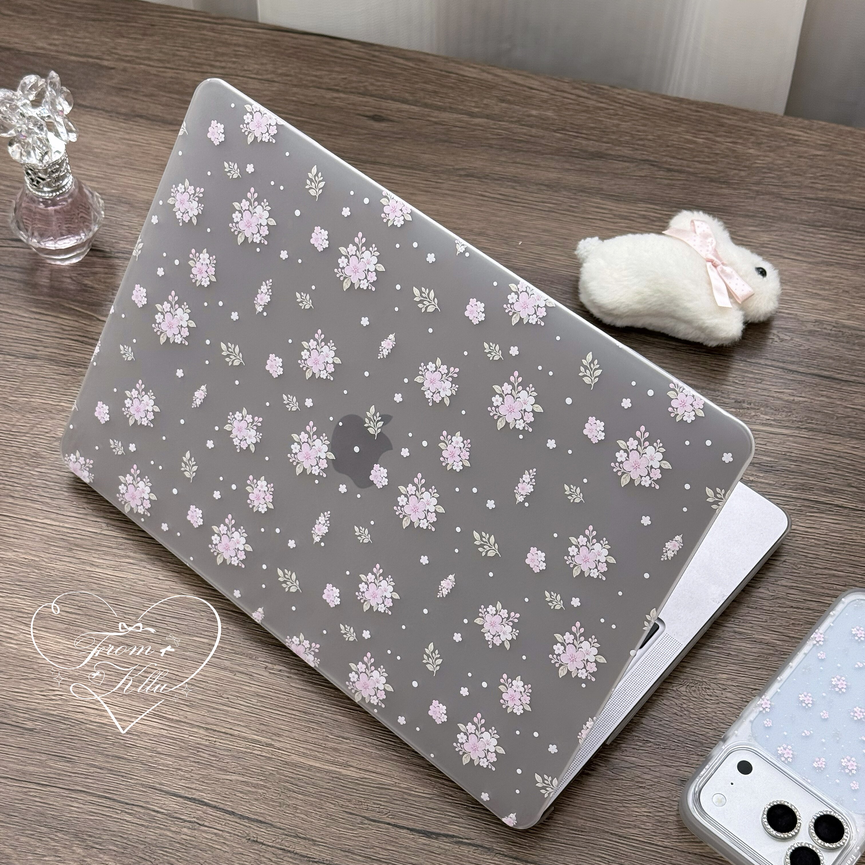 可露露原创macbook保护壳韩系碎花苹果电脑保护壳pc材质防磕碰防刮适用于Neo13寸air1315寸 pro14少女心粉色