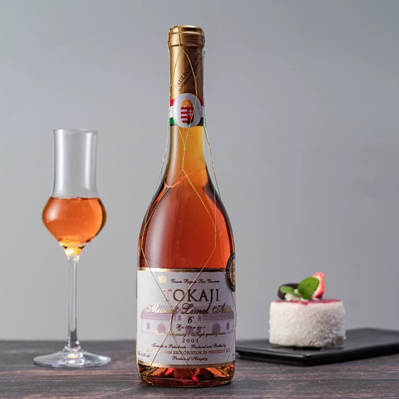 匈牙利金线托卡伊6篓贵腐酒2017