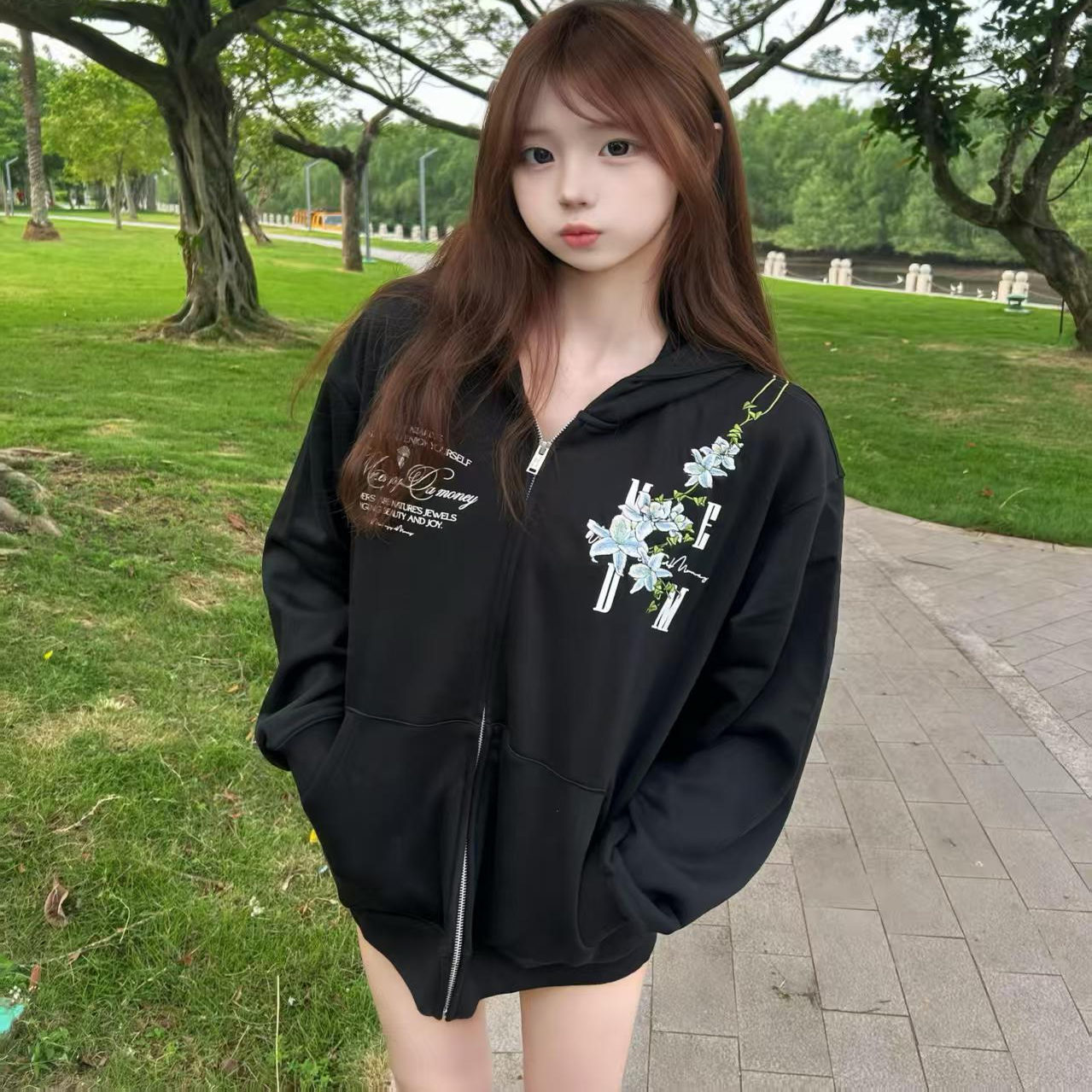 MEDM藤蔓花卉拉链帽衫