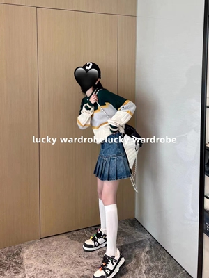 小景百搭学院渐变百褶牛仔短裙