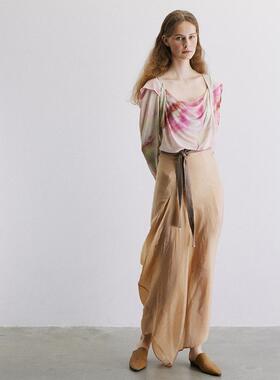 Holypark 24/PF 铜氨丝混纺飘逸不规则立体裁剪撞色拼接半身裙