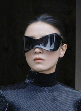 宋佳同款大框个性夸张一体式墨镜