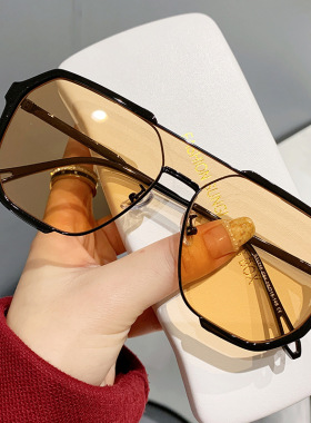 复古双梁黑框茶色墨镜男