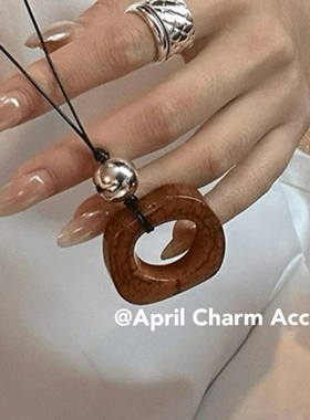 AC 小众高级感几何树脂吊坠项链复古长款毛衣链百搭设计感锁骨链