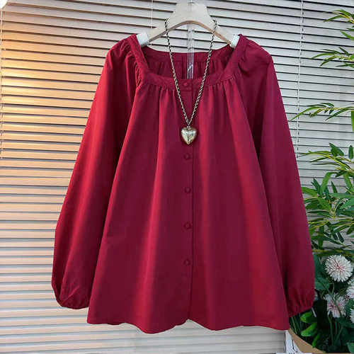 胖mm法式风休闲纯色方领打底衬衫