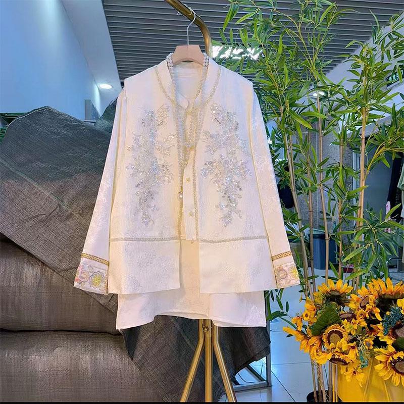 胖mm锦缎亮片刺绣马甲小衫两件套