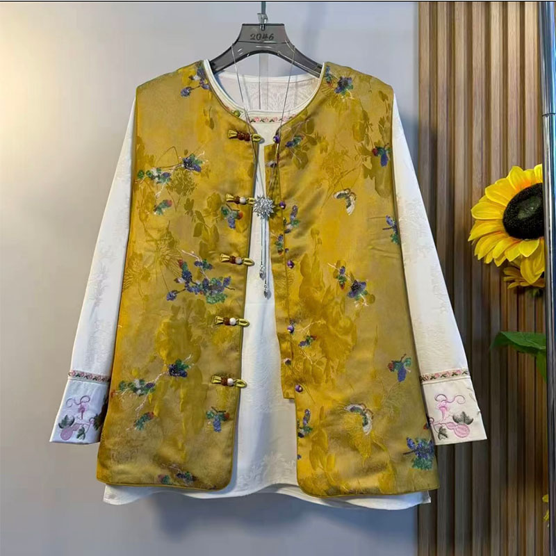 胖mm国潮风刺绣盘扣加棉马甲小衫