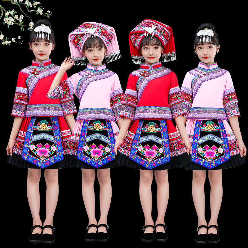 广西壮族三月三儿童服装少数民族