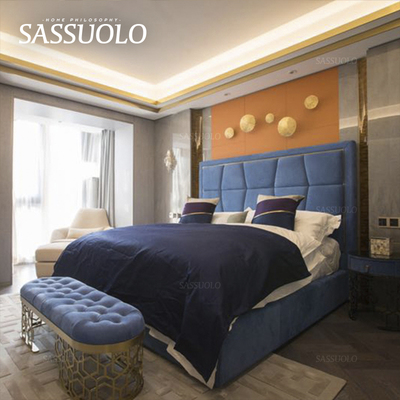 蓝色意式风轻奢牛皮大平层主卧床