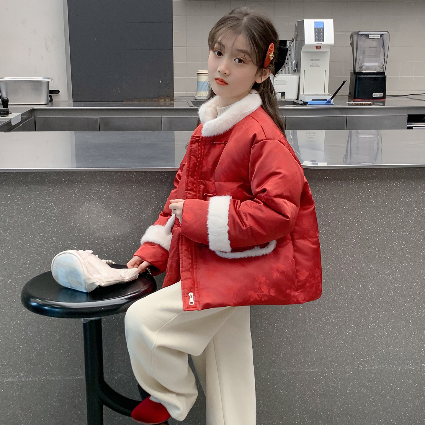 女童羽绒服冬季2025新款儿童网红洋气爆款90白鸭绒小女孩冬装外套