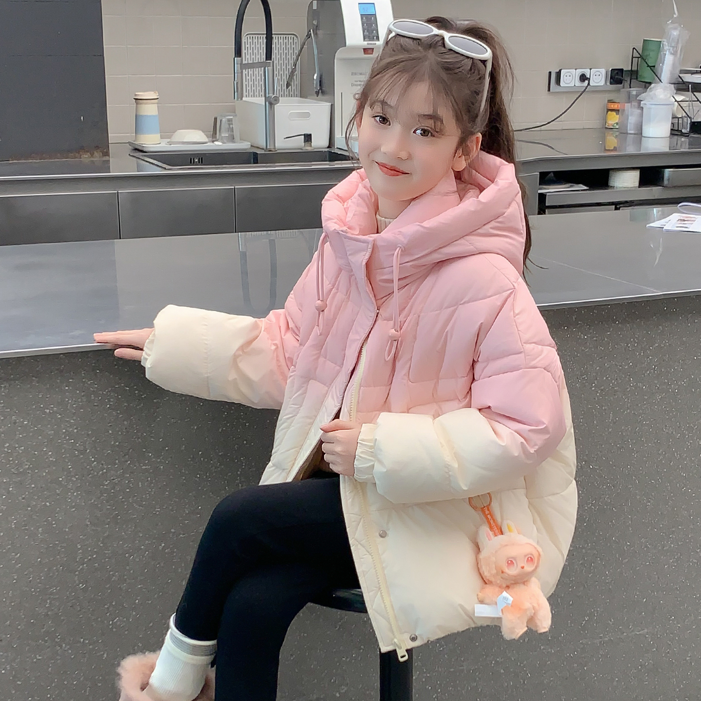 女童羽绒服冬季2025新款儿童网红洋气加厚爆款女孩冬装白鸭绒外套