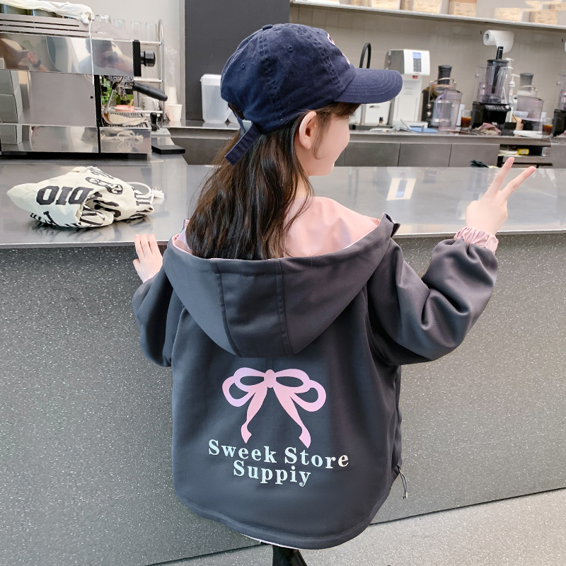春秋连帽洋气外套新款