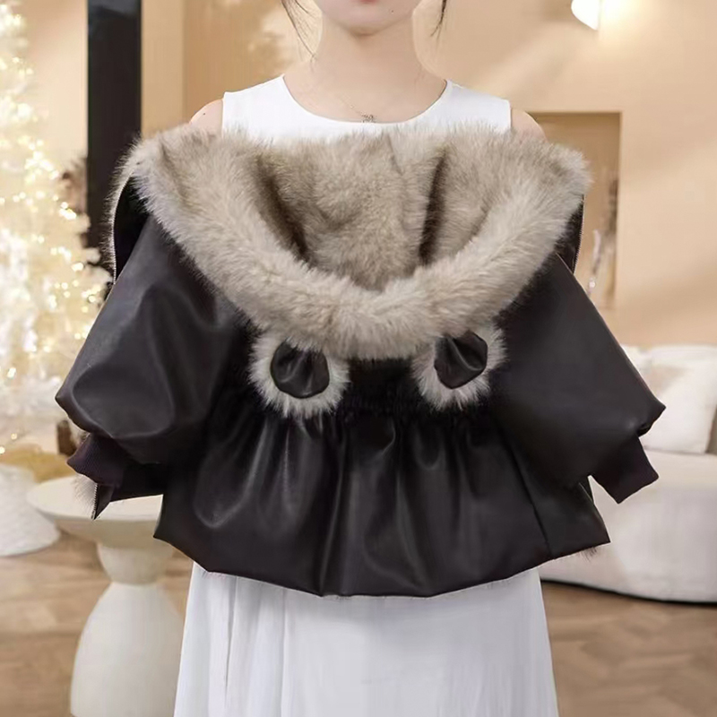 女童外套2025新款秋冬款儿童洋气时髦加绒加厚毛毛衣女孩冬装皮衣