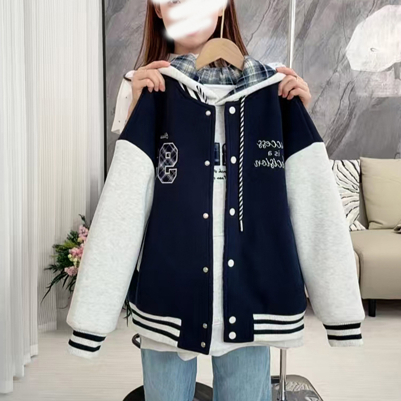 女童秋冬外套2025新款洋气儿童时髦休闲拼色棒球服小女孩冬季上衣