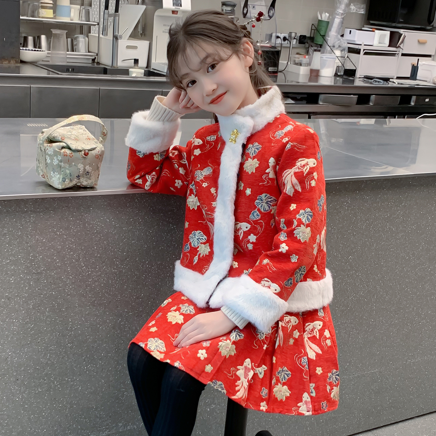 女童冬装套装2025新款儿童洋气汉服国风加绒加厚两件套女孩拜年服